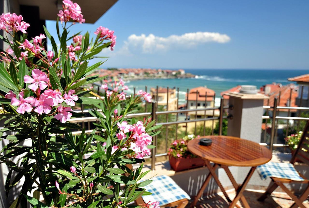 Family Hotel Radiana Sozopol Exterior photo