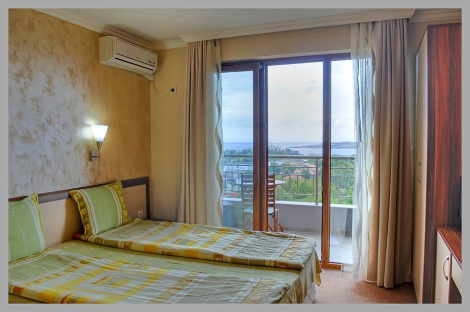 Family Hotel Radiana Sozopol Exterior photo
